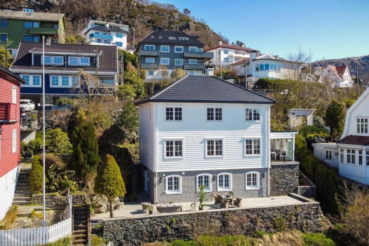 Dinbnb Homes I Luxury With Hot Tub & Views Villa Bergen